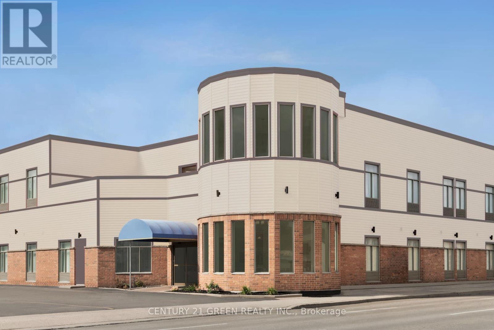 210 MAIN STREET E, Hamilton, Ontario