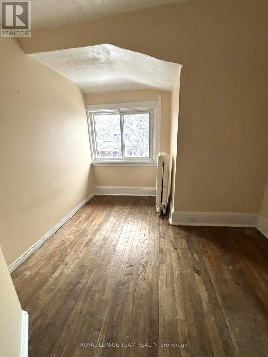 169 Holmwood Avenue, Ottawa, Ontario K1S 2P3 - Photo 11 - X12439380