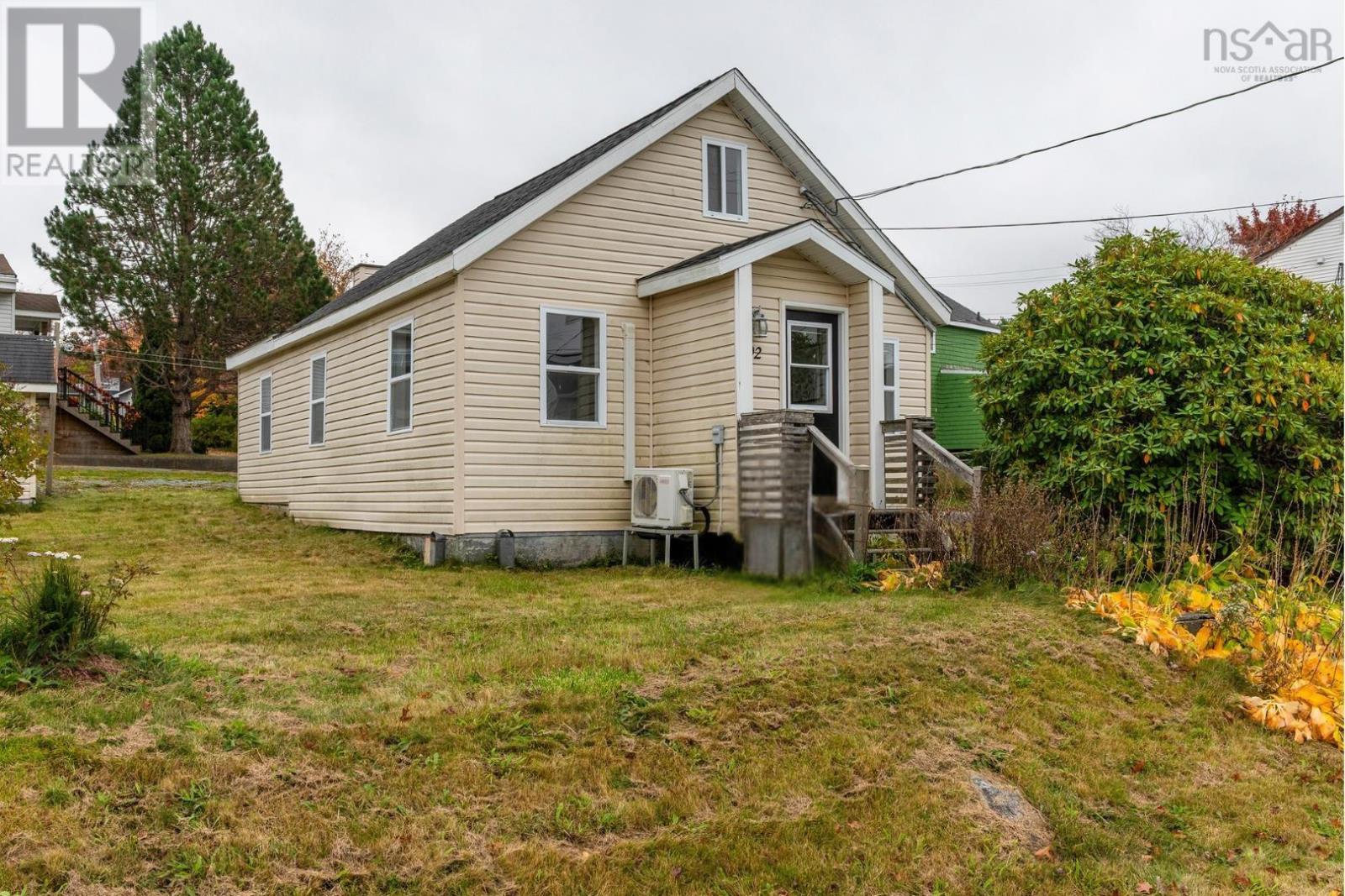 92 Withrod Drive, Halifax, Nova Scotia  B3N 1B7 - Photo 2 - 202526528