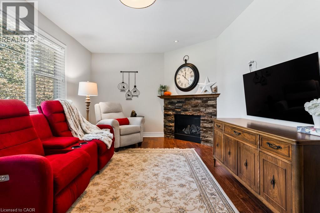 196 Dundas Street E, Waterdown, Ontario L0R 2H0 - Photo 16 - 40770157