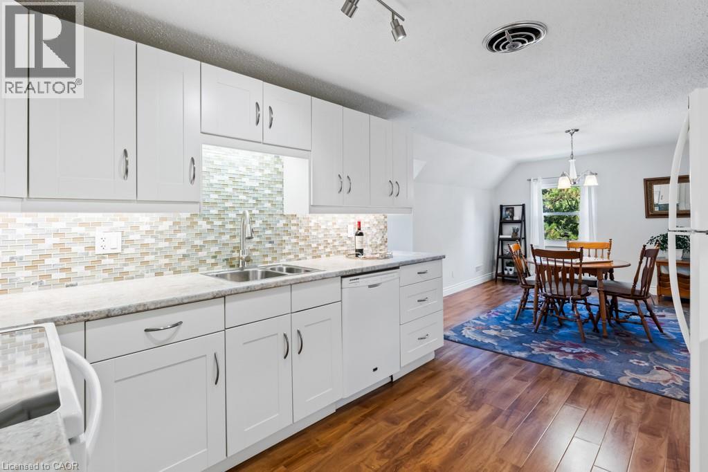 196 Dundas Street E, Waterdown, Ontario L0R 2H0 - Photo 25 - 40770157