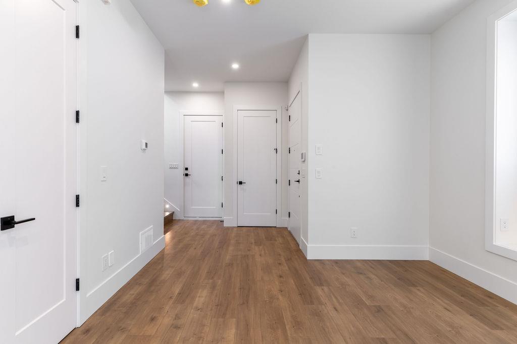 7028 205 Street, Langley, British Columbia  V2Y 1S9 - Photo 5 - R3072961