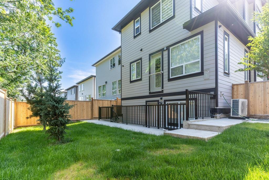 7028 205 Street, Langley, British Columbia  V2Y 1S9 - Photo 39 - R3072961