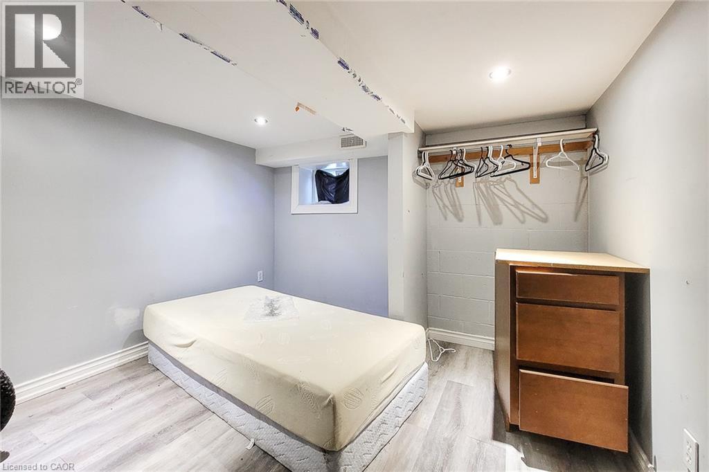 63 Paisley Avenue S, Hamilton, Ontario  L8S 1V2 - Photo 24 - 40793344