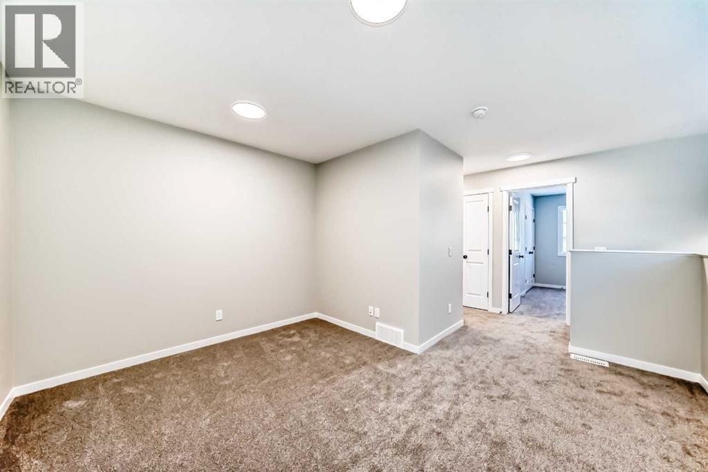 43 Bartlett Row Se, Calgary, Alberta  T3S 0P1 - Photo 18 - A2274505