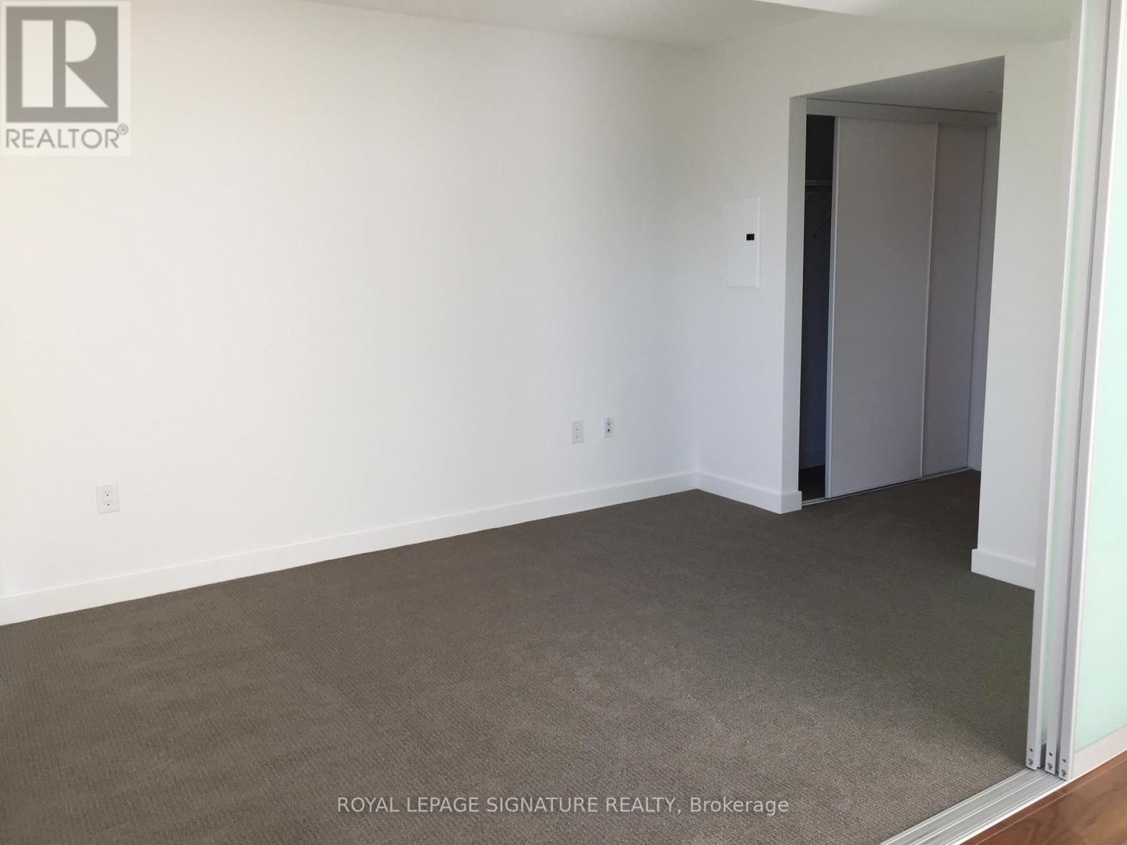 308 - 75 Queens Wharf Road, Toronto, Ontario  M5V 0J8 - Photo 7 - C12616058