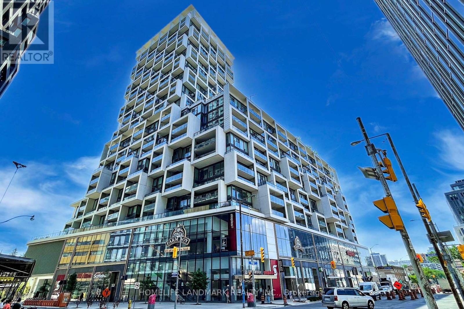 918 - 5 SOUDAN AVENUE, Toronto, Ontario