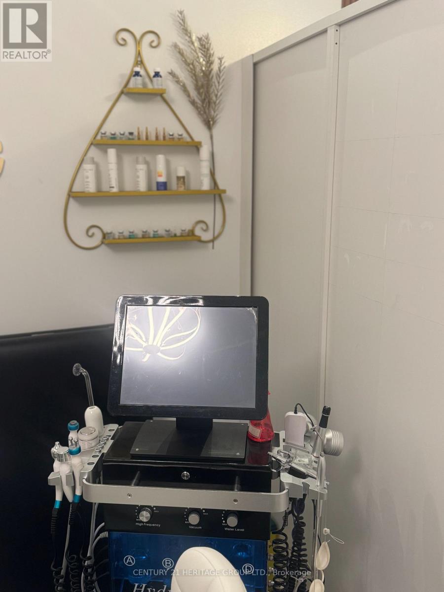 73 - 384 Yonge Street, Toronto, Ontario  M5B 1S8 - Photo 10 - C12616138