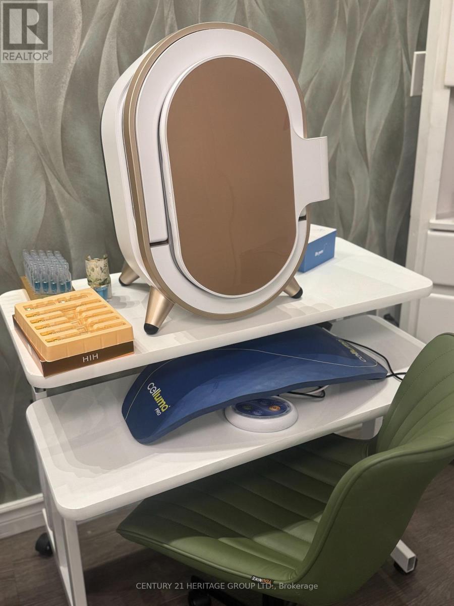 73 - 384 Yonge Street, Toronto, Ontario  M5B 1S8 - Photo 5 - C12616138