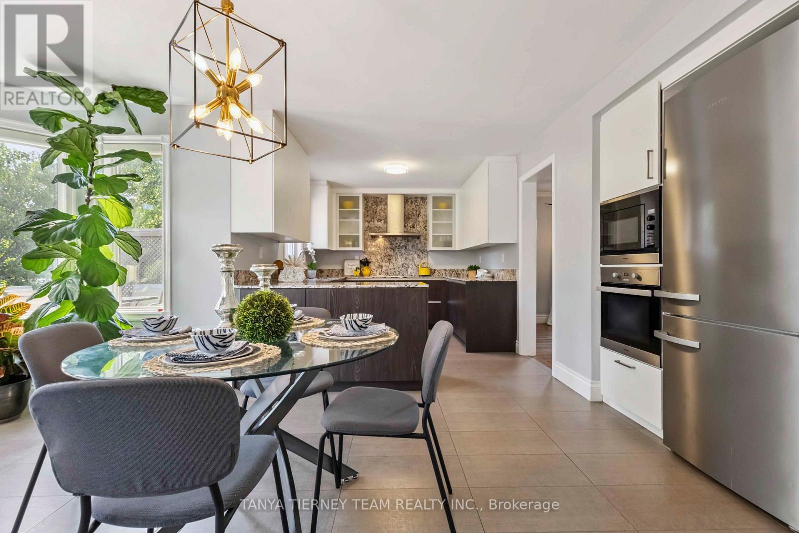 46 Foster Crescent, Whitby, Ontario  L1R 1B9 - Photo 10 - E12615998