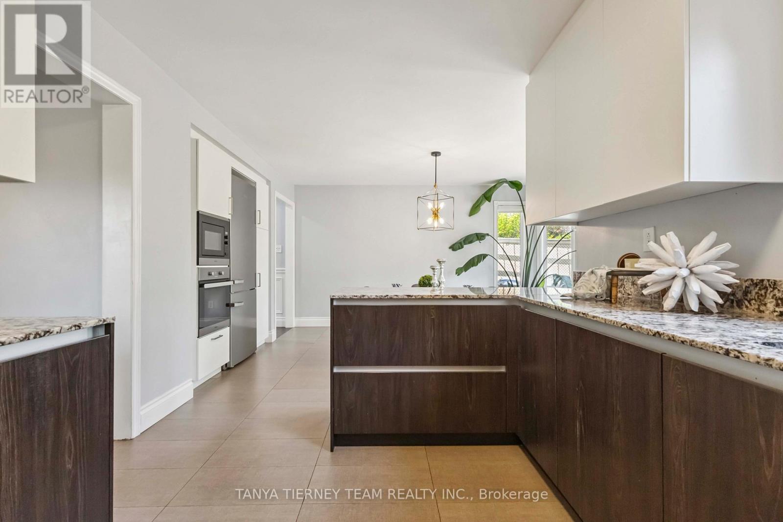 46 Foster Crescent, Whitby, Ontario  L1R 1B9 - Photo 15 - E12615998