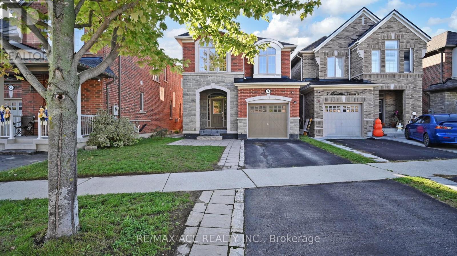 5 BEVERTON CRESCENT, Ajax, Ontario