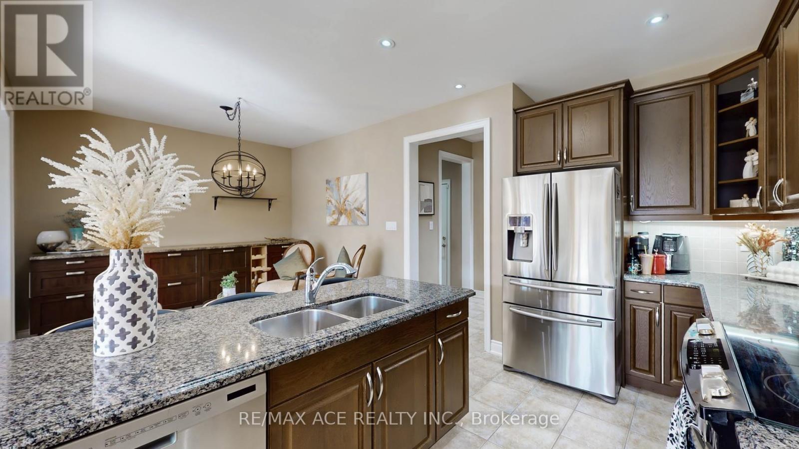 5 Beverton Crescent, Ajax, Ontario  L1T 0L8 - Photo 11 - E12616008