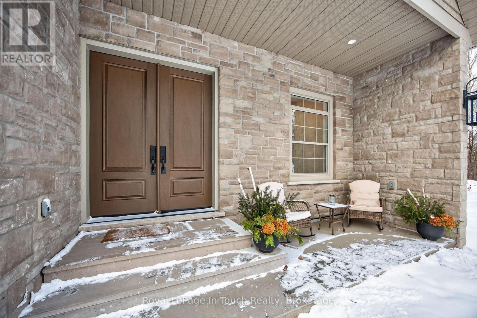 62 Tanners Road, Tay, Ontario  L0K 2C0 - Photo 4 - S12475311