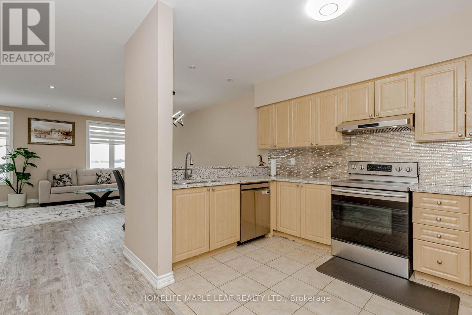 404 - 7340 Markham Road, Markham, Ontario  L3S 0B1 - Photo 13 - N12615992