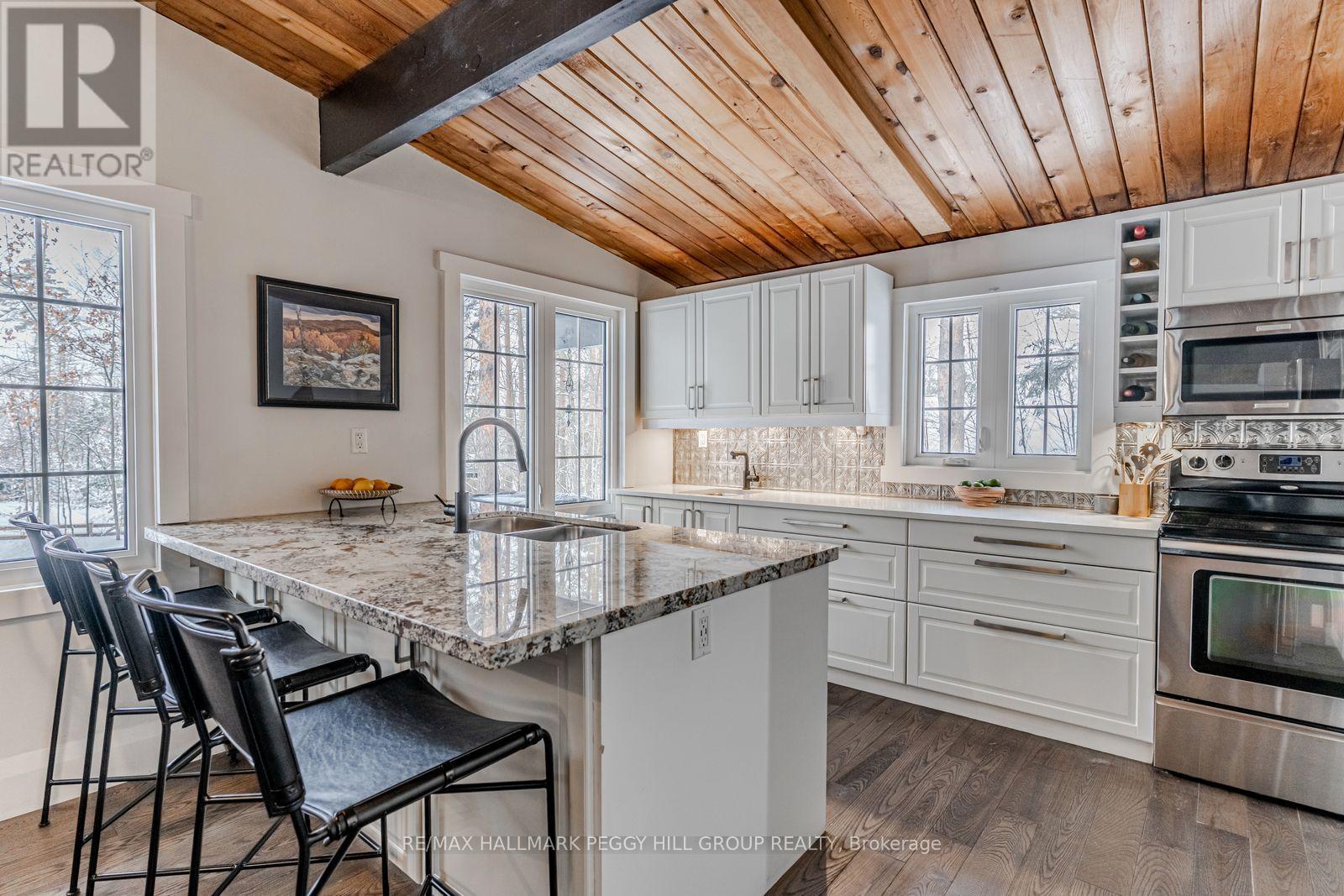 3795 Fairway Road, Innisfil, Ontario  L9S 2L4 - Photo 6 - N12616038