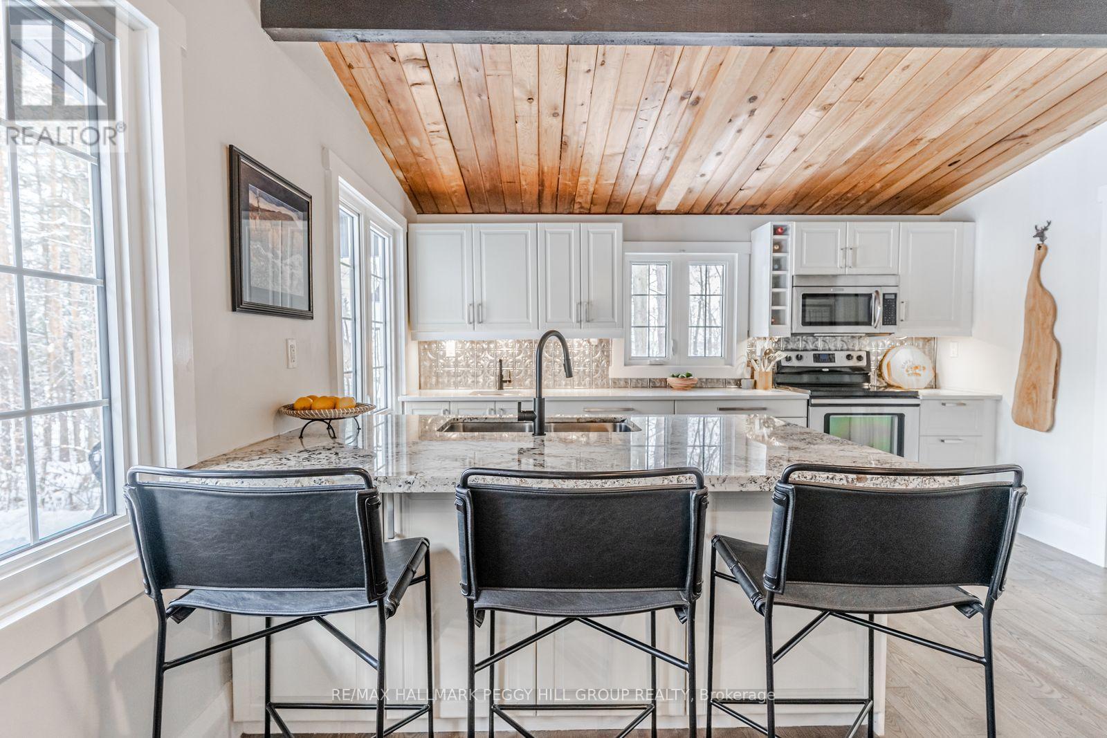 3795 Fairway Road, Innisfil, Ontario  L9S 2L4 - Photo 7 - N12616038