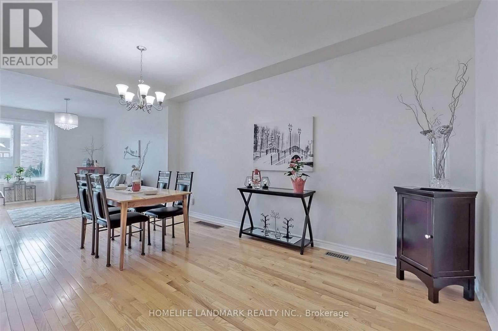 68 Hawkes Drive, Richmond Hill, Ontario  L4S 0C3 - Photo 10 - N12616050