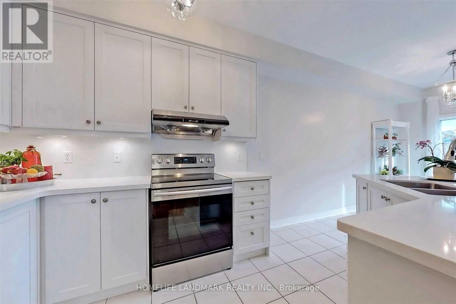 68 Hawkes Drive, Richmond Hill, Ontario  L4S 0C3 - Photo 20 - N12616050