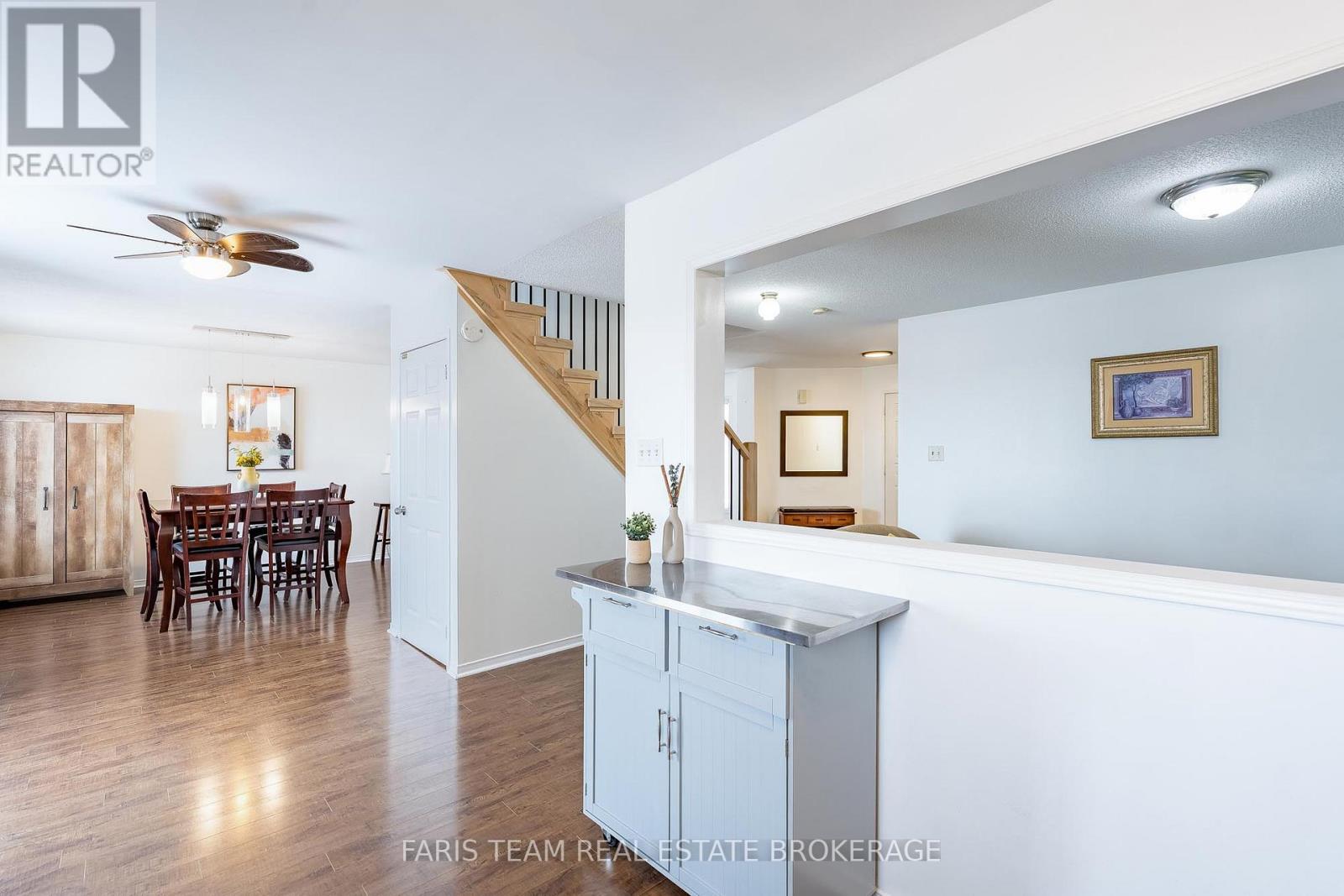 7 Round Leaf Court, Barrie (Holly), Ontario  L4N 9N3 - Photo 10 - S12616016