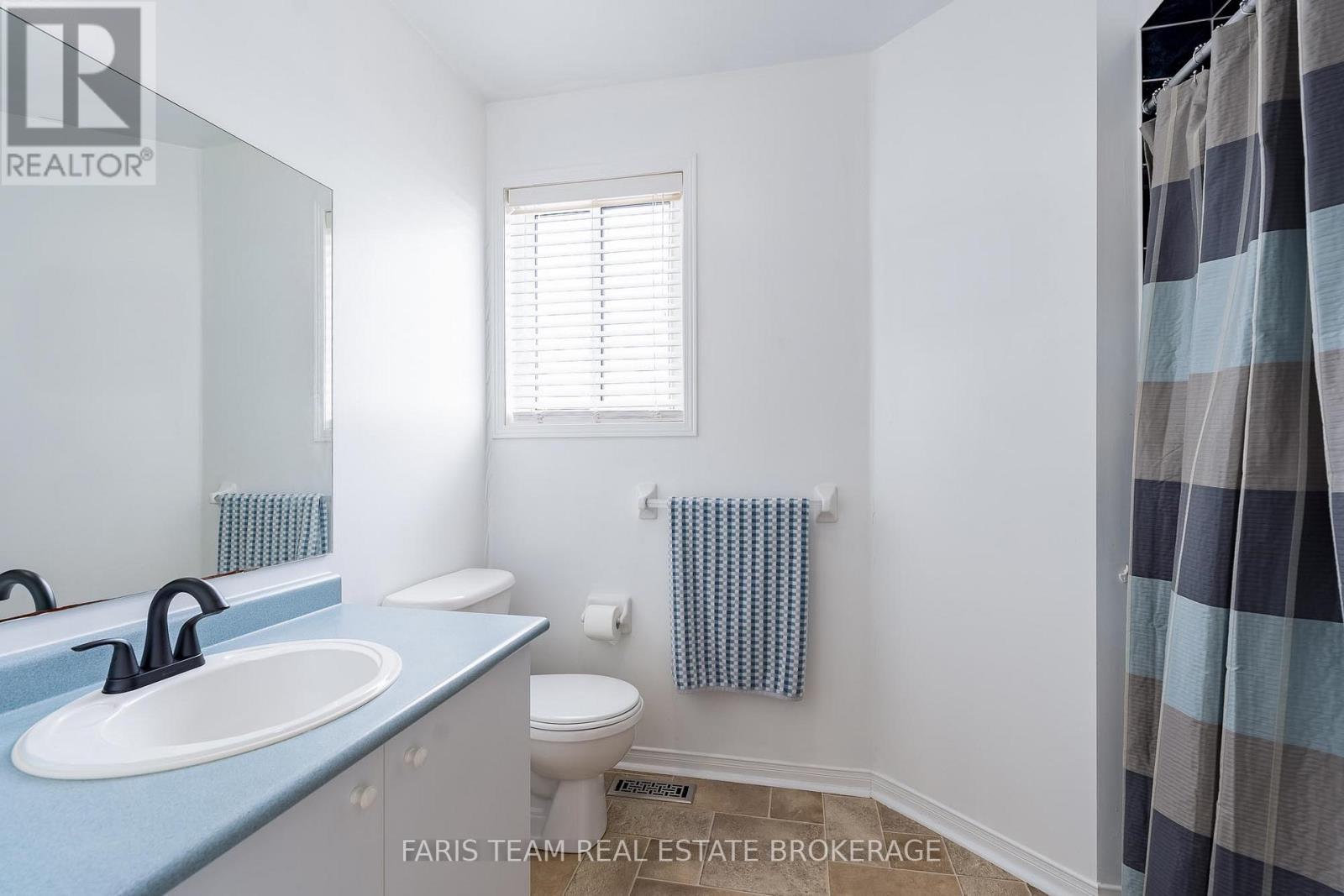 7 Round Leaf Court, Barrie (Holly), Ontario  L4N 9N3 - Photo 25 - S12616016