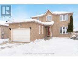 7 ROUND LEAF COURT, Barrie, Ontario