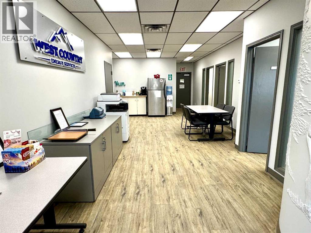 5, 7969 49 Avenue, Red Deer, Alberta  T4P 2V5 - Photo 4 - A2255120