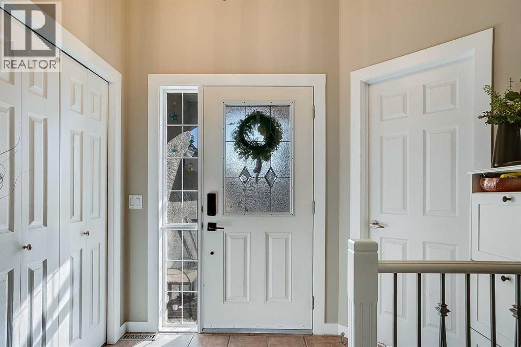 211 Lineham Acres Close Nw, High River, Alberta  T1V 1W6 - Photo 5 - A2260340