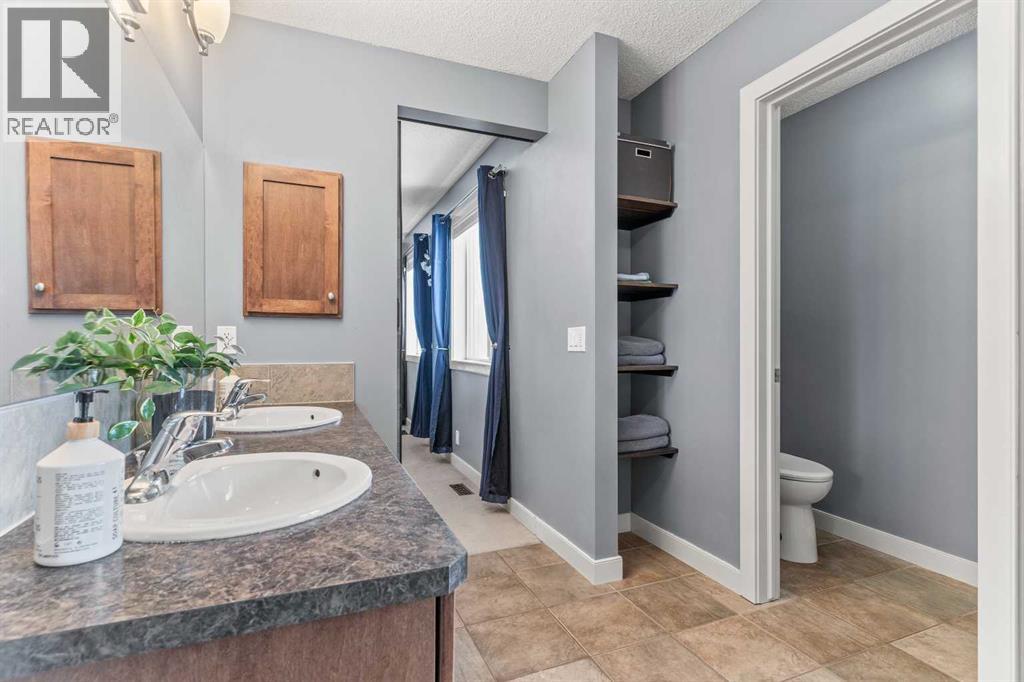 52 Westmount Circle, Okotoks, Alberta  T1S 0B6 - Photo 23 - A2274511