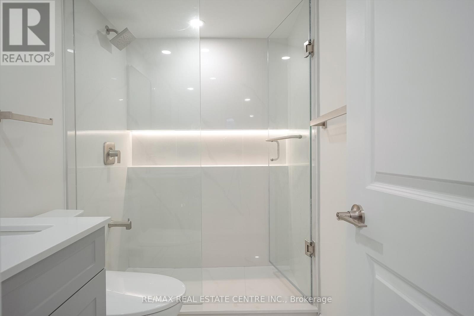 431 Ramsey Place, Milton, Ontario  L9B 1J6 - Photo 17 - W12615990