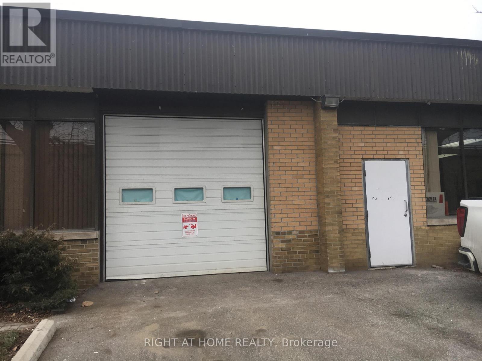 30 C FORDHOUSE BOULEVARD, Toronto, Ontario