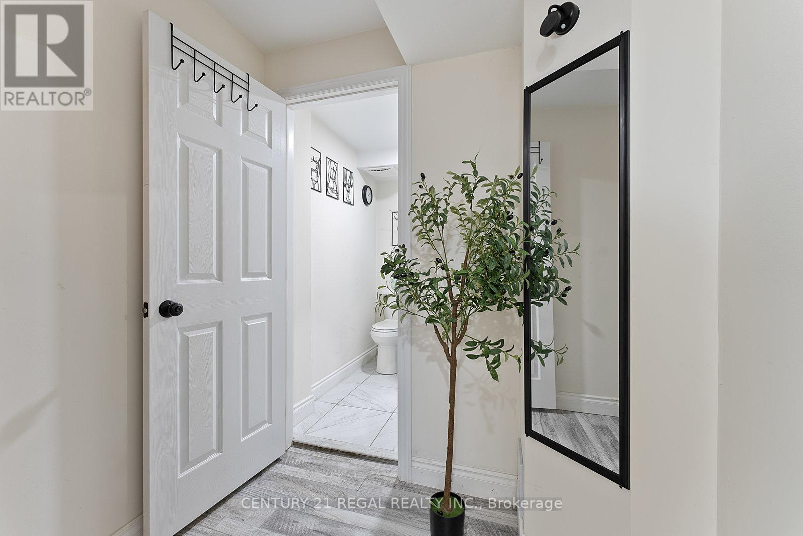 Lower - 43 Tollgate Street, Brampton, Ontario  L6Z 0B4 - Photo 11 - W12616010