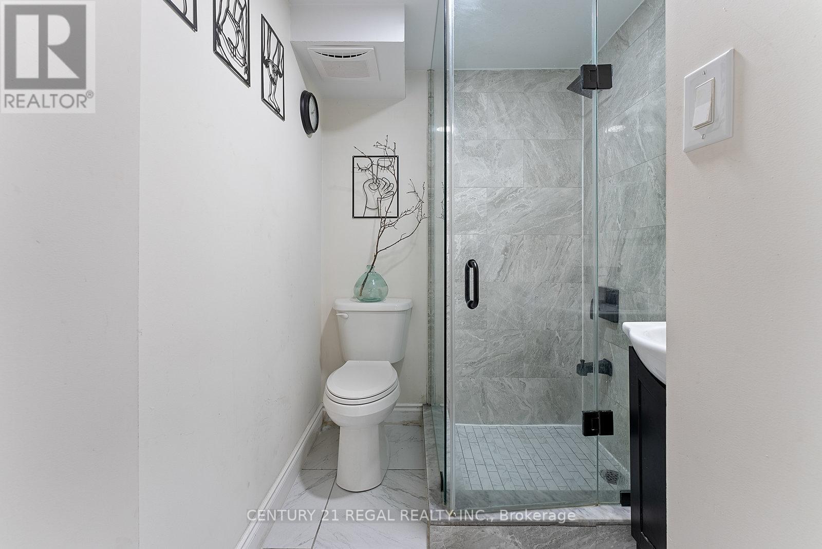 Lower - 43 Tollgate Street, Brampton, Ontario  L6Z 0B4 - Photo 13 - W12616010