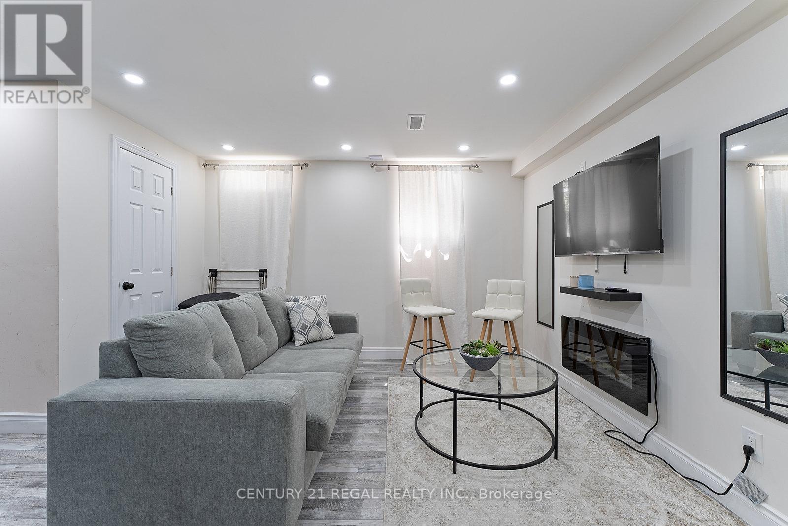 Lower - 43 Tollgate Street, Brampton, Ontario  L6Z 0B4 - Photo 15 - W12616010