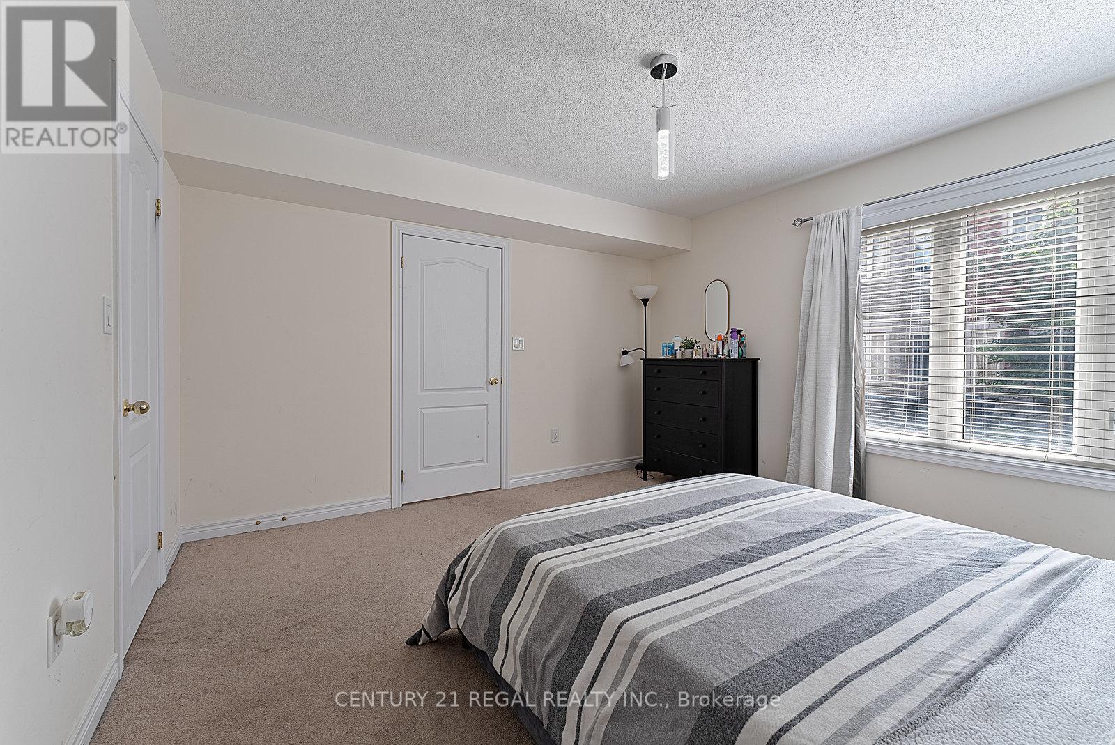 Lower - 43 Tollgate Street, Brampton, Ontario  L6Z 0B4 - Photo 6 - W12616010