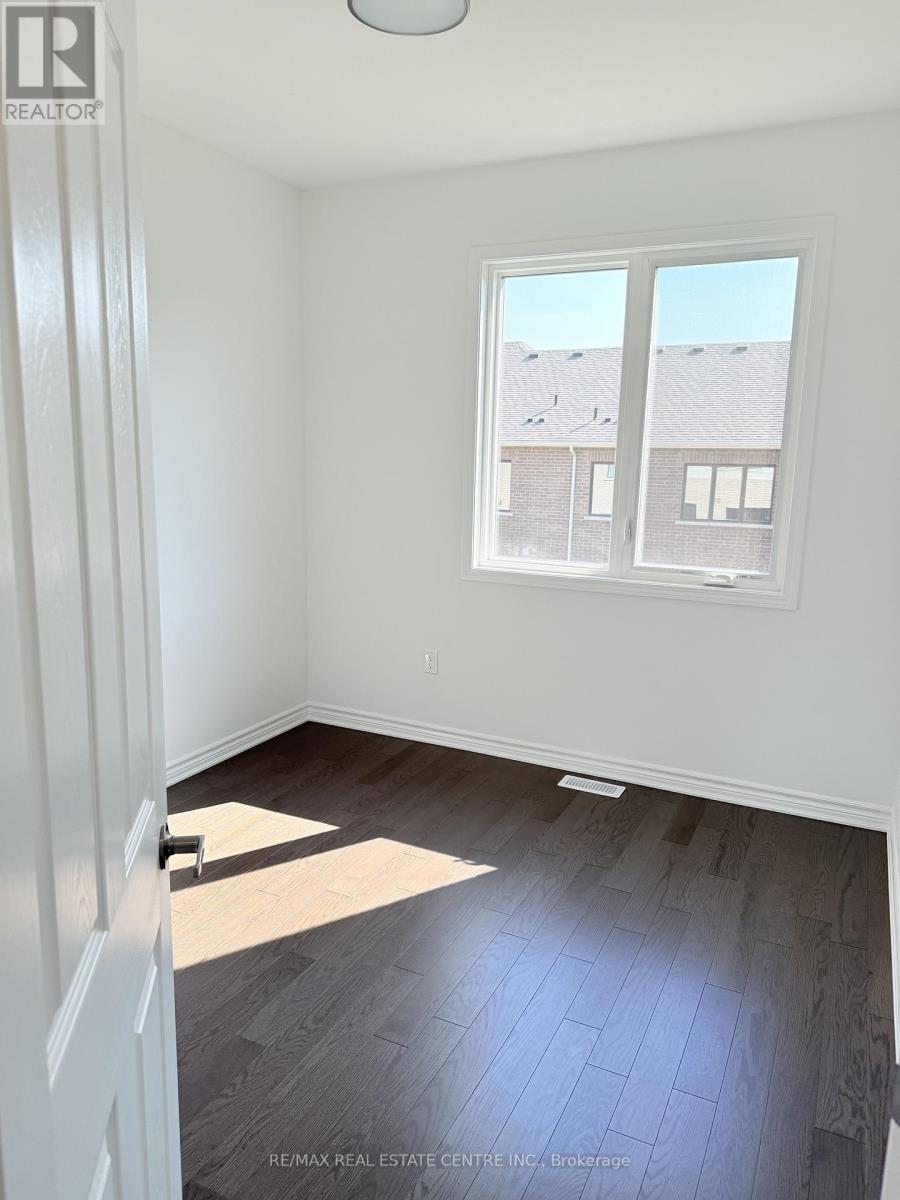 1250 Wheat Boom Drive, Oakville, Ontario  L6H 7Y4 - Photo 10 - W12616018