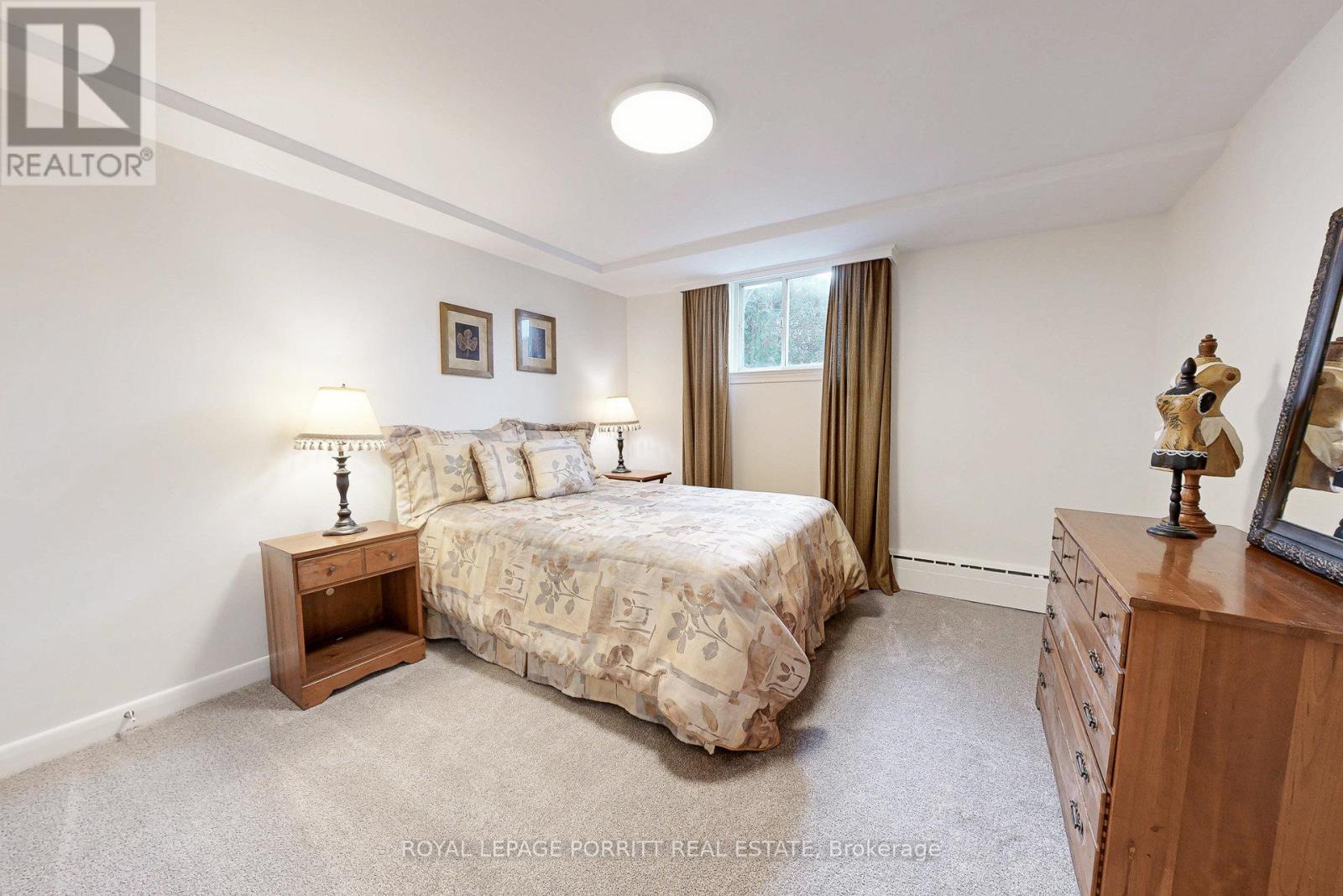 62 Fairfield Avenue, Toronto, Ontario  M8W 1R8 - Photo 34 - W12616026