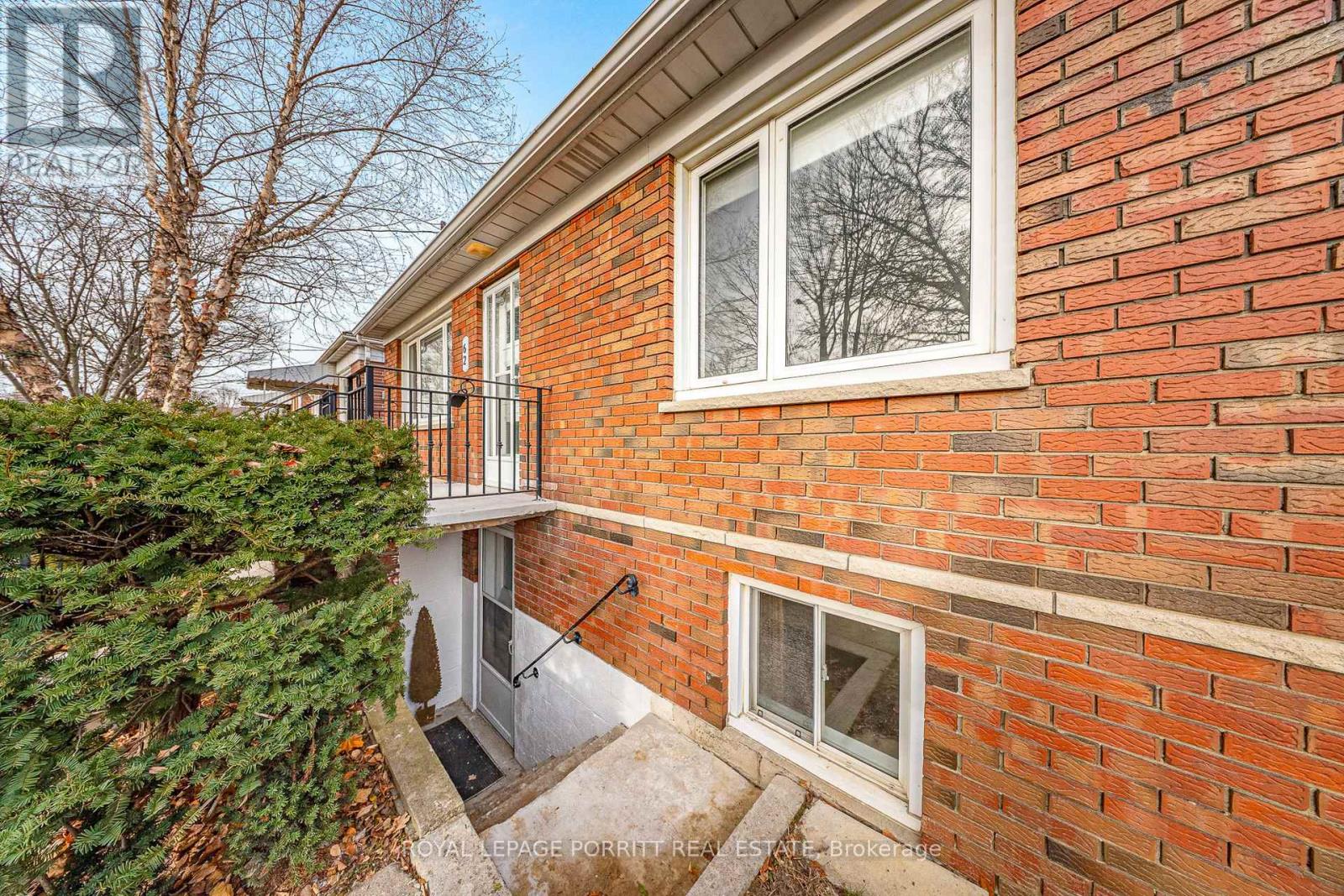 62 Fairfield Avenue, Toronto, Ontario  M8W 1R8 - Photo 41 - W12616026