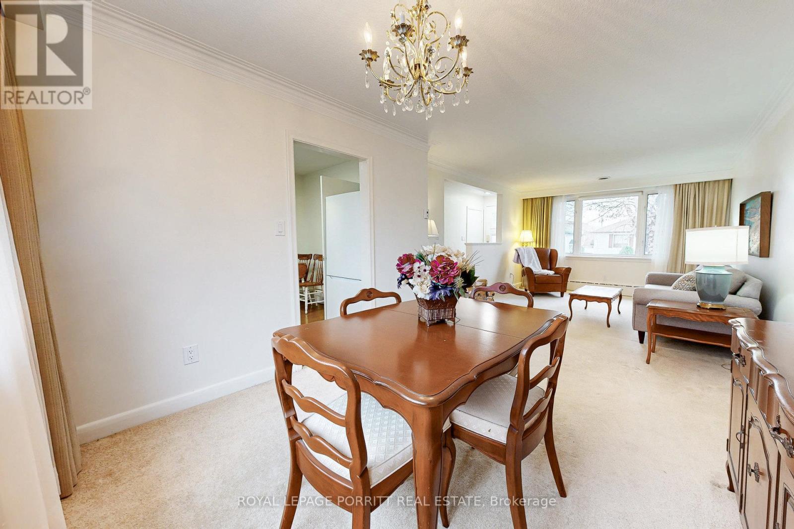 62 Fairfield Avenue, Toronto, Ontario  M8W 1R8 - Photo 8 - W12616026