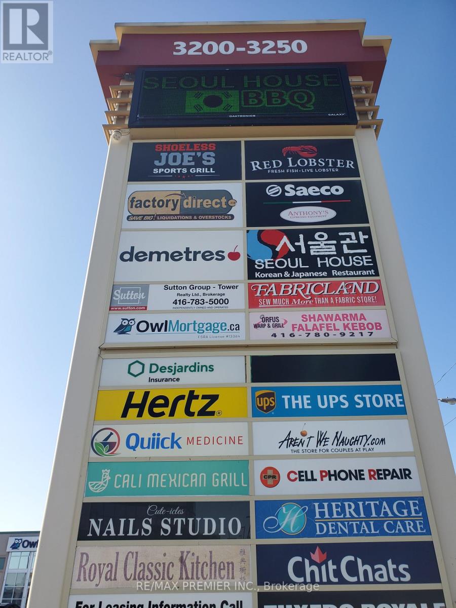 11 - 3200 DUFFERIN STREET, Toronto, Ontario