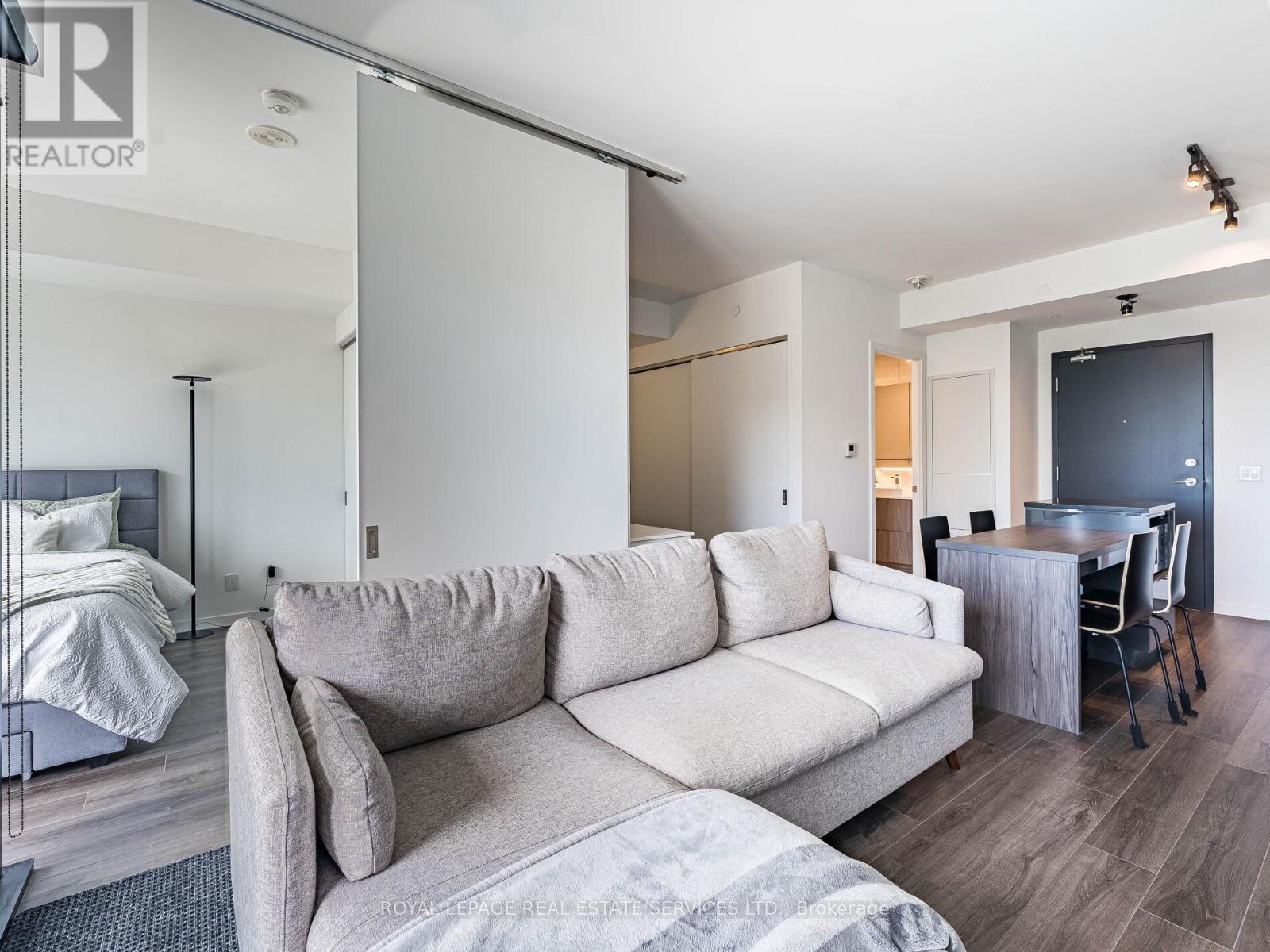 312 - 7 Smith Crescent, Toronto, Ontario  M8Z 0Z3 - Photo 13 - W12616060