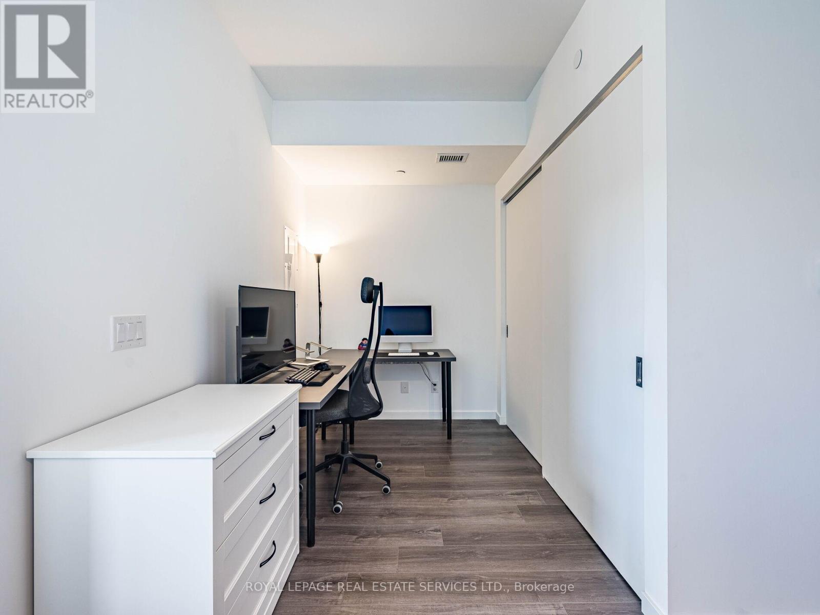 312 - 7 Smith Crescent, Toronto, Ontario  M8Z 0Z3 - Photo 21 - W12616060