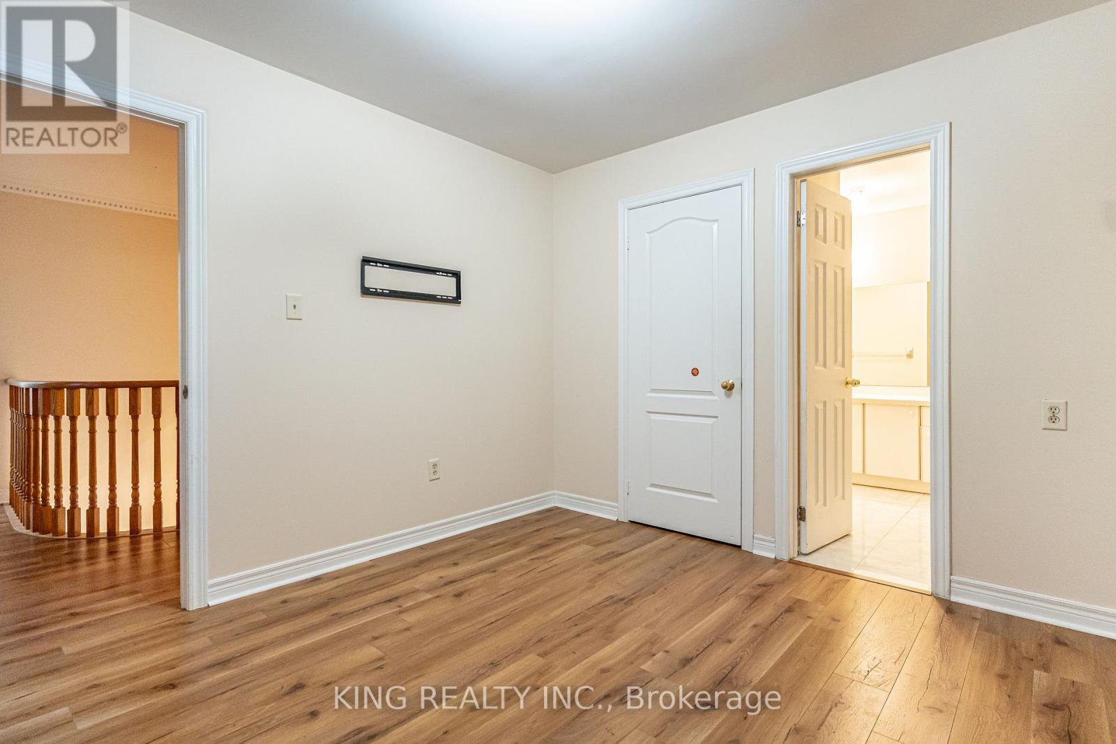 202 Fernforest Drive, Brampton, Ontario  L6R 1E1 - Photo 33 - W12616064