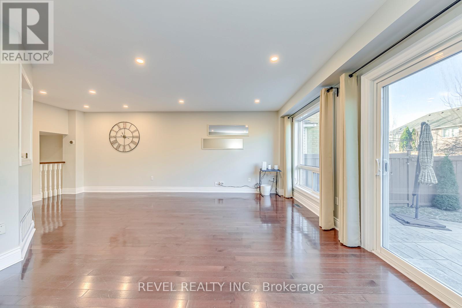 3839 Spicewood Way, Mississauga, Ontario  L5N 7W8 - Photo 23 - W12616080