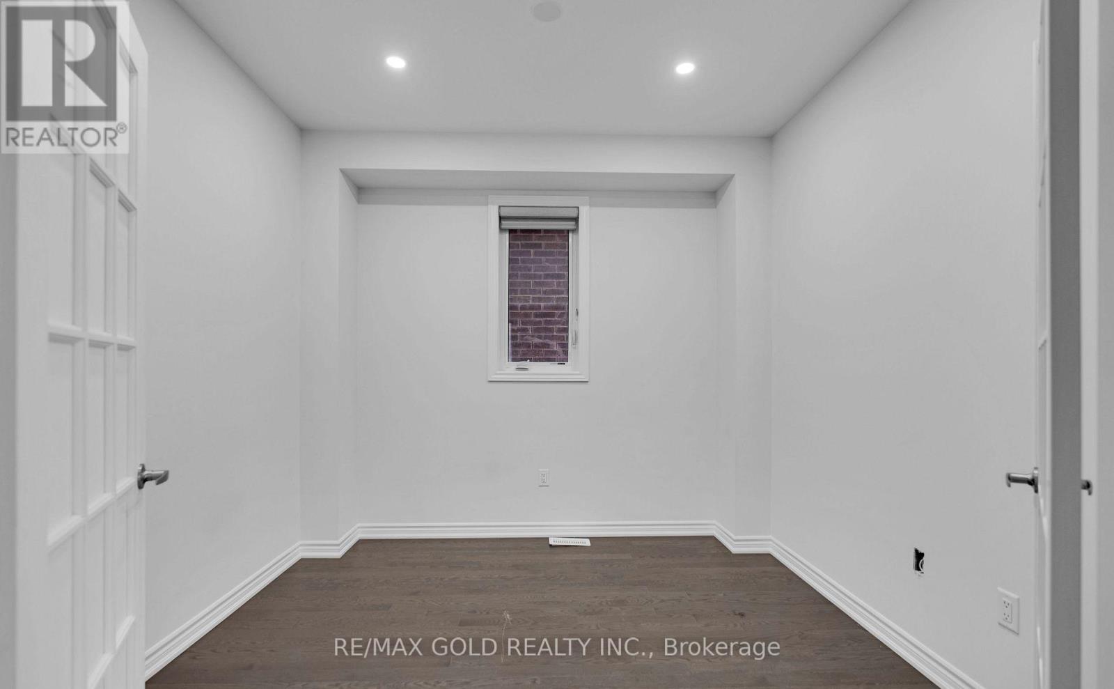 12 Vincena Road, Caledon, Ontario  L7C 1Z9 - Photo 11 - W12616122