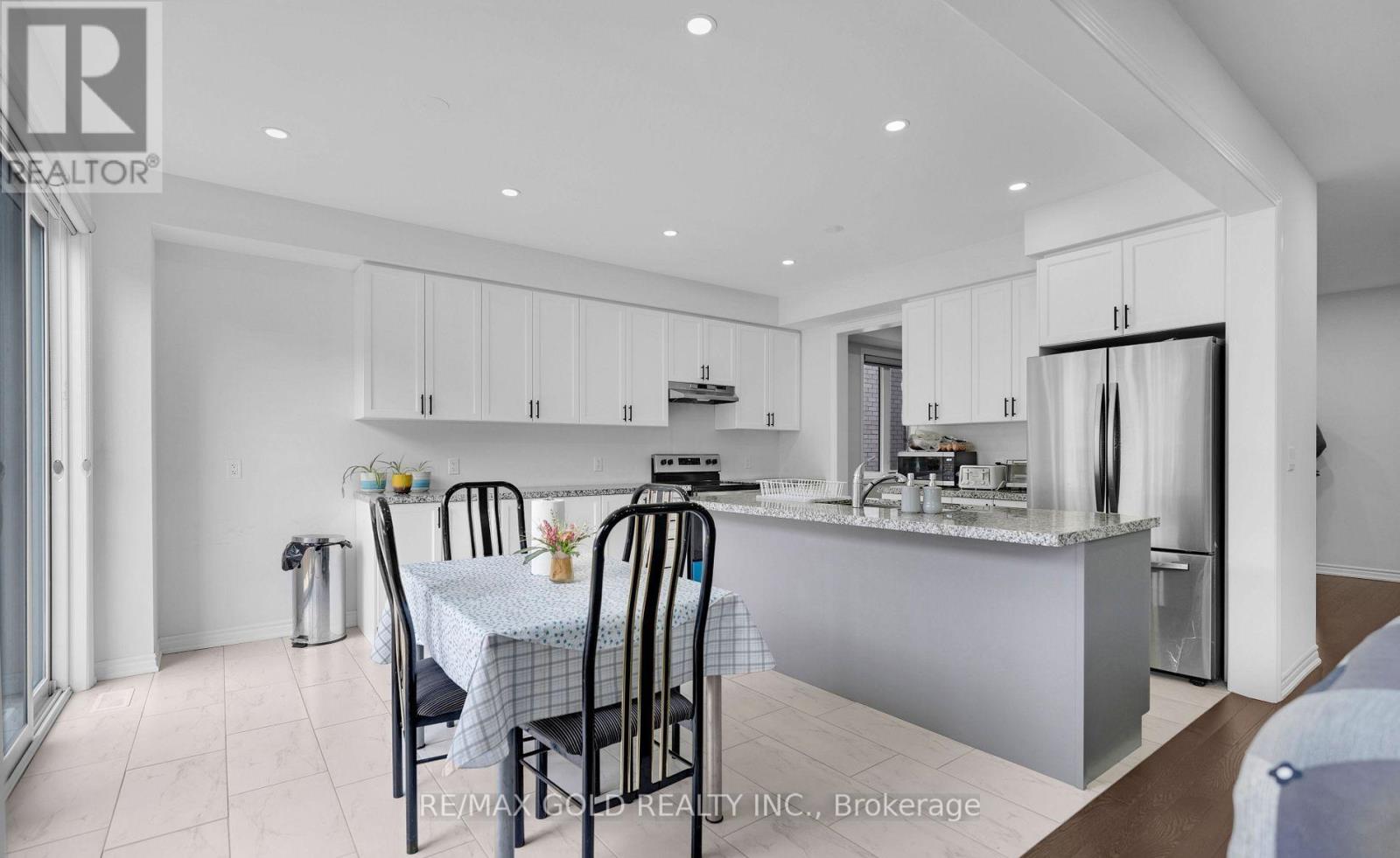 12 Vincena Road, Caledon, Ontario  L7C 1Z9 - Photo 19 - W12616122