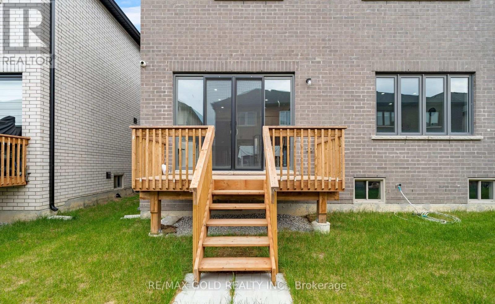 12 Vincena Road, Caledon, Ontario  L7C 1Z9 - Photo 48 - W12616122