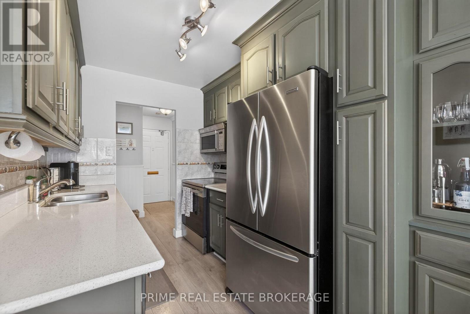 102 - 135 Baseline Road W, London South, Ontario  N6J 4W4 - Photo 12 - X12616194