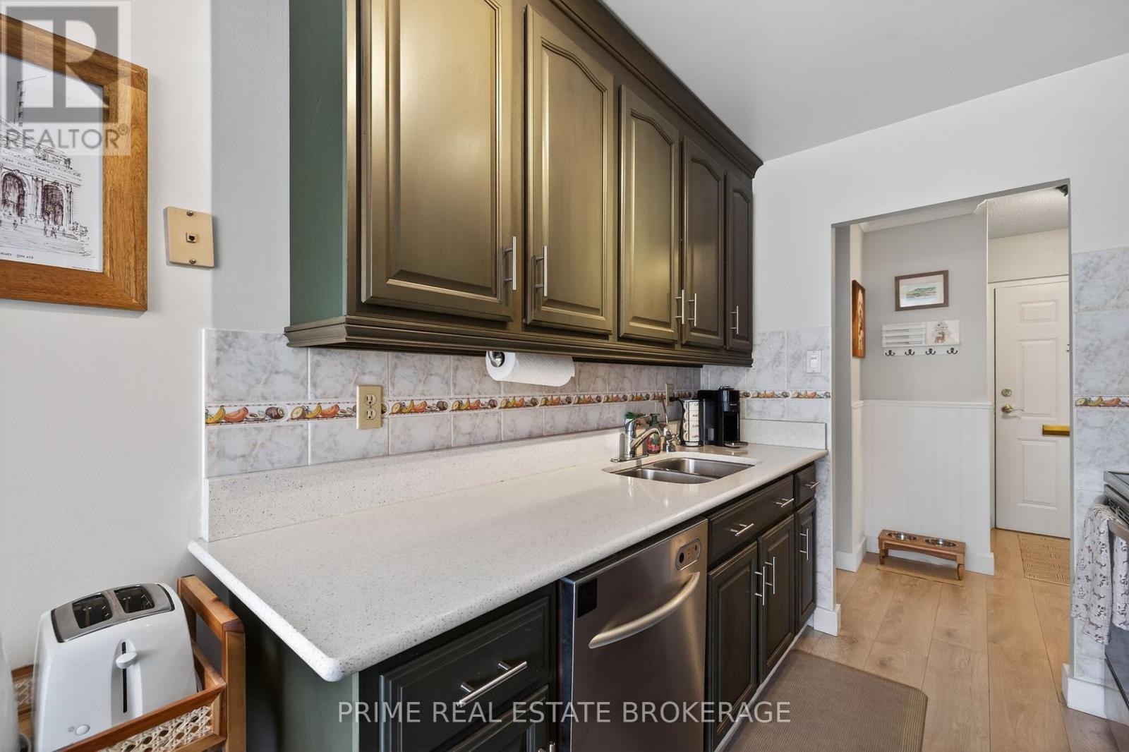 102 - 135 Baseline Road W, London South, Ontario  N6J 4W4 - Photo 14 - X12616194