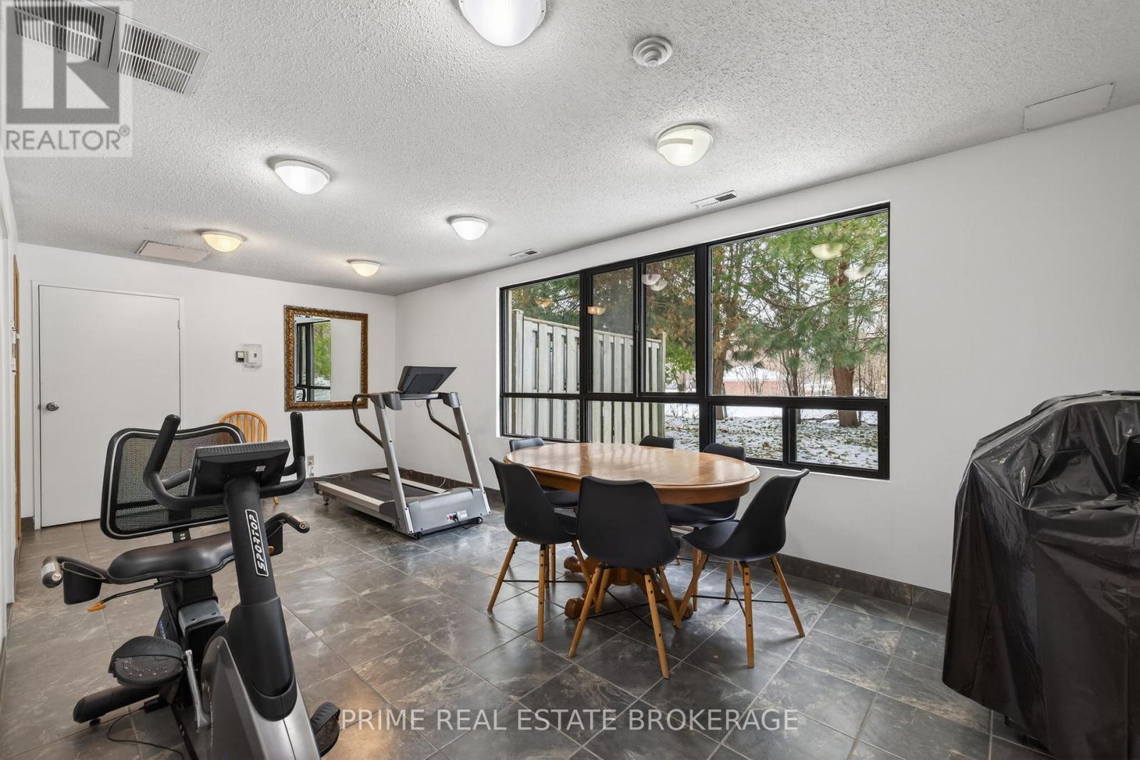 102 - 135 Baseline Road W, London South, Ontario  N6J 4W4 - Photo 29 - X12616194